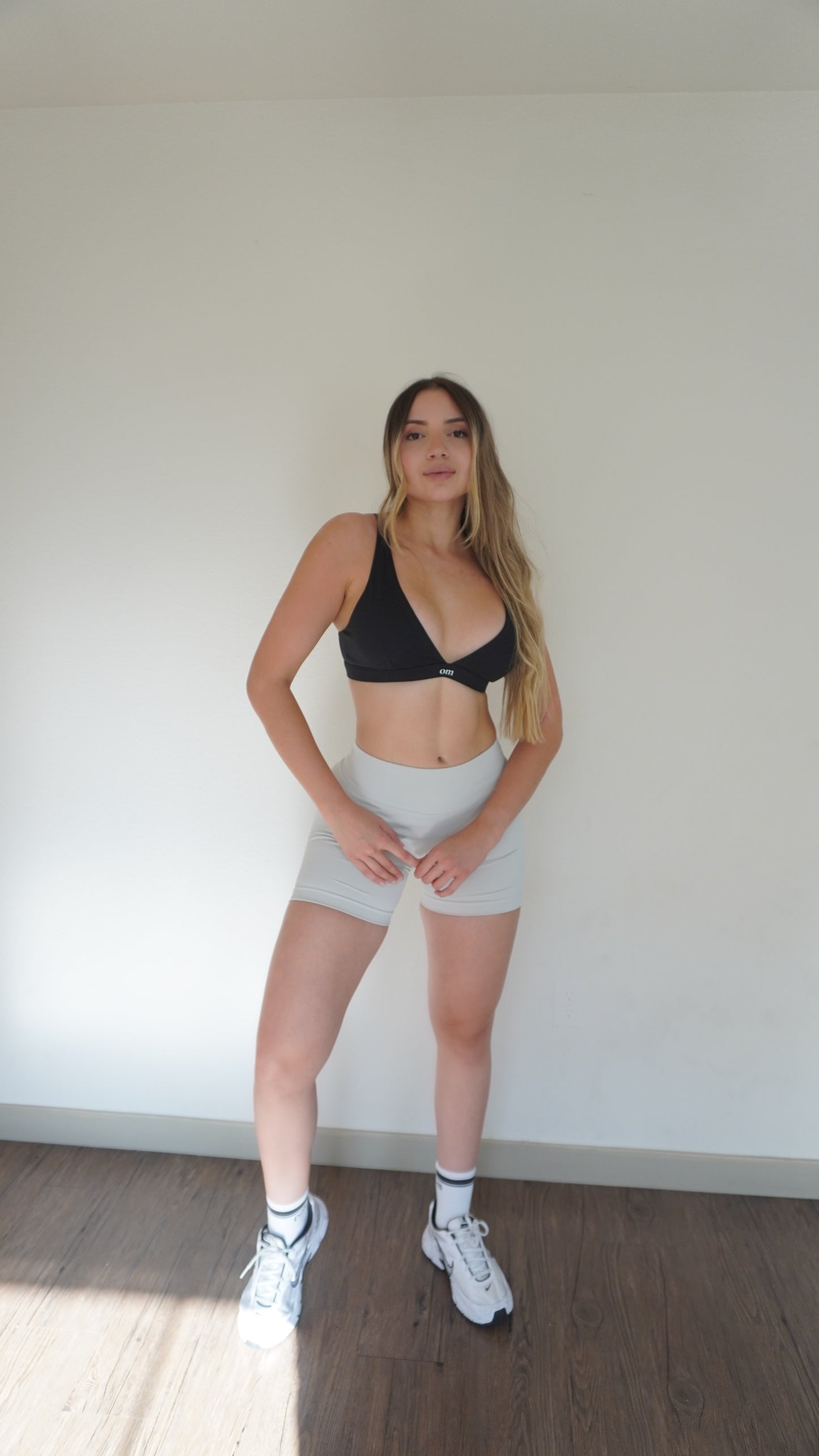 Short Naomi